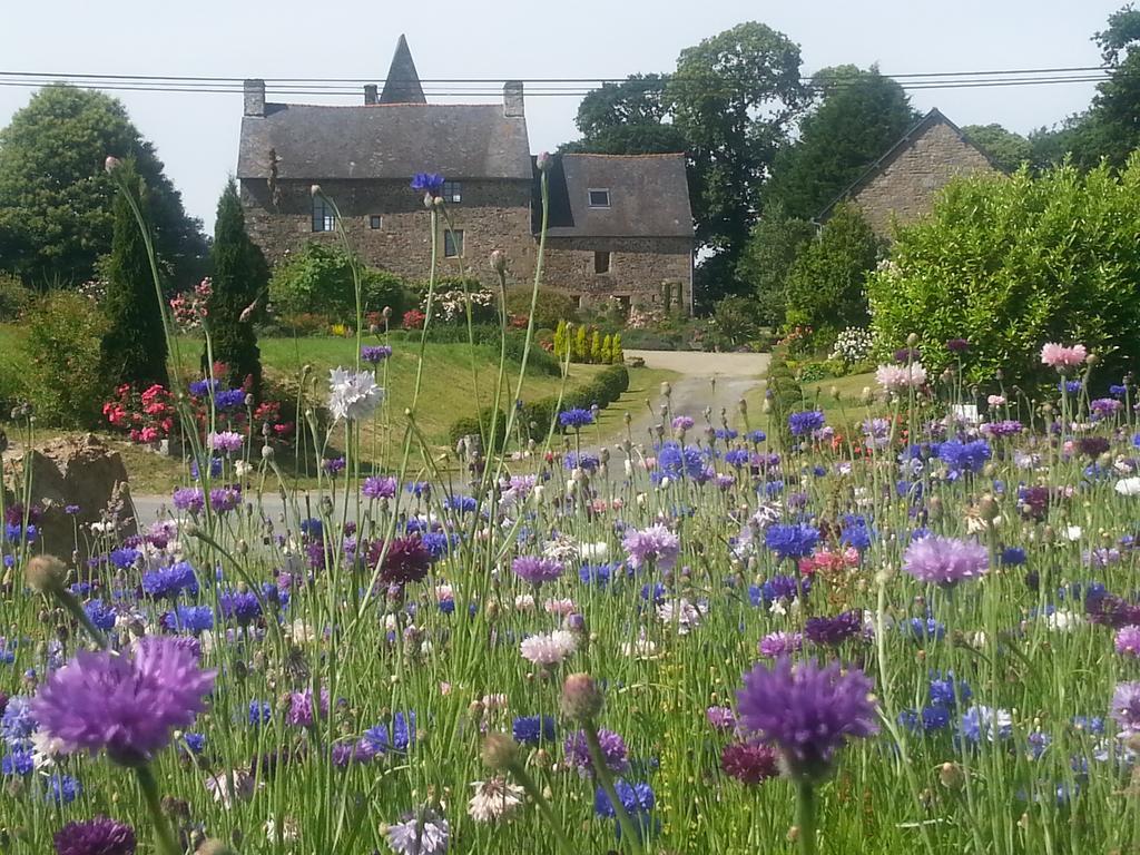 Manoir De La Branche Acomodação com café da manhã Maen Roch Exterior foto